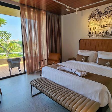 Patra Semarang Hotel & Convention Εξωτερικό φωτογραφία