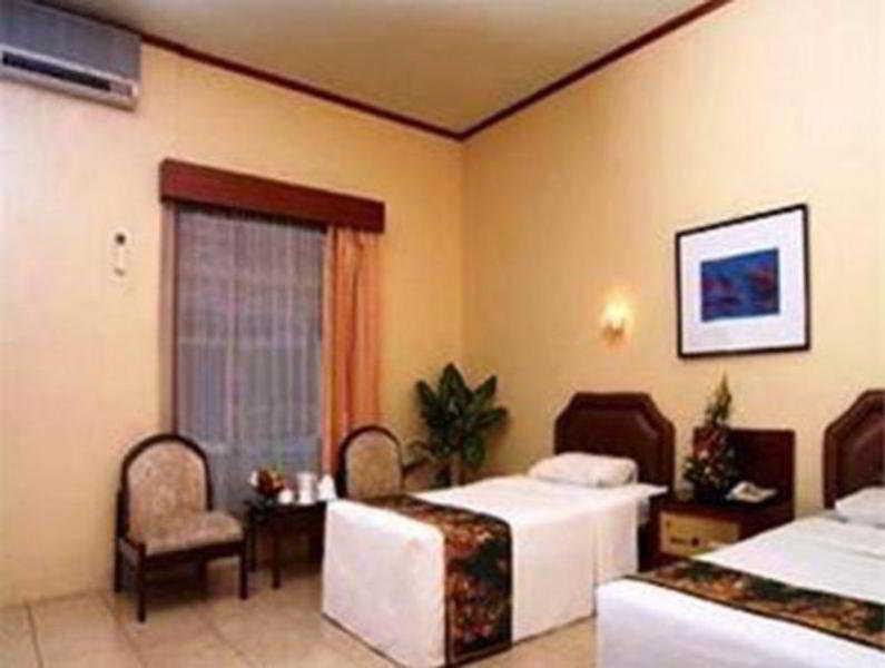 Patra Semarang Hotel & Convention Εξωτερικό φωτογραφία