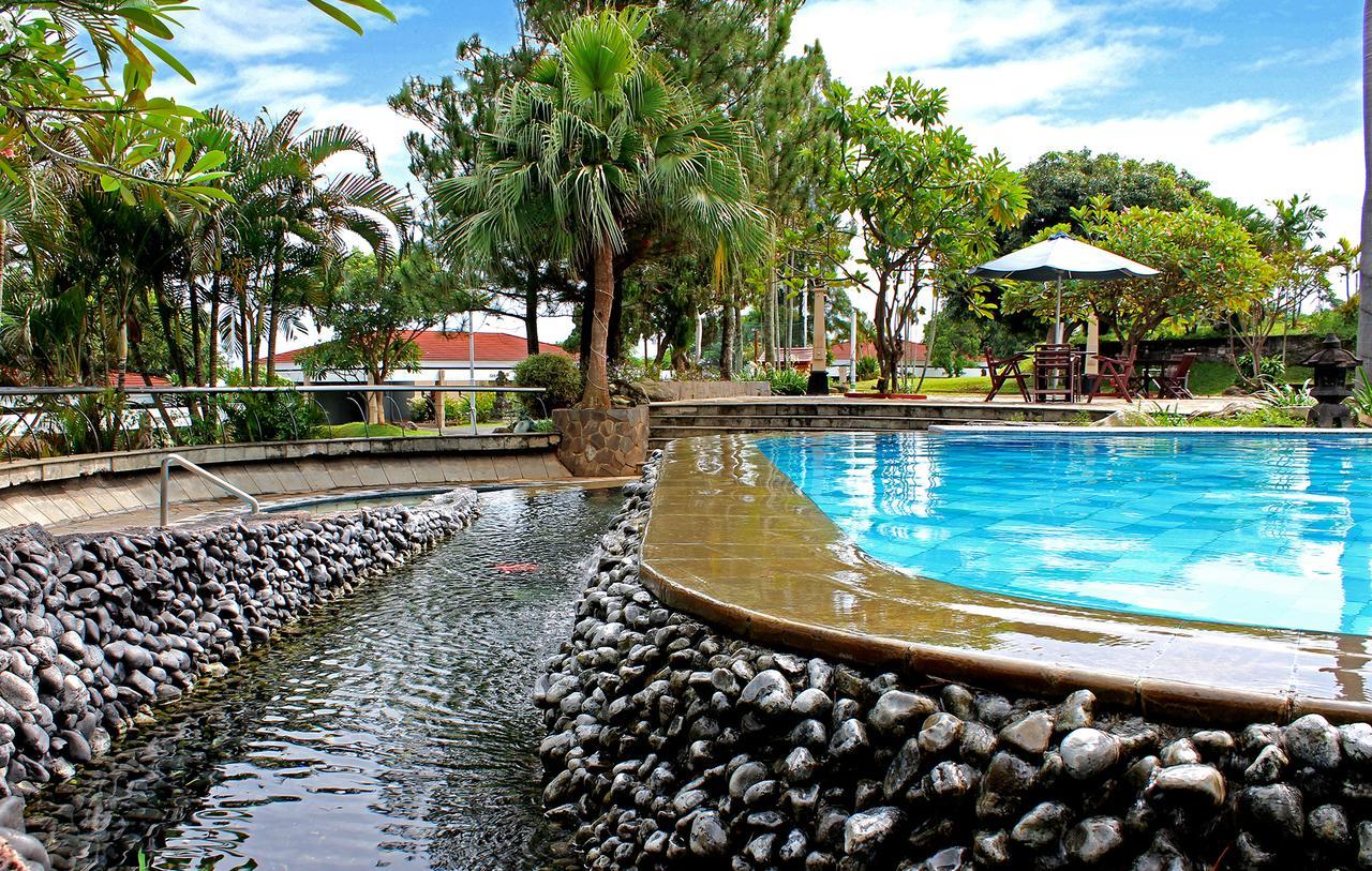 Patra Semarang Hotel & Convention Εξωτερικό φωτογραφία