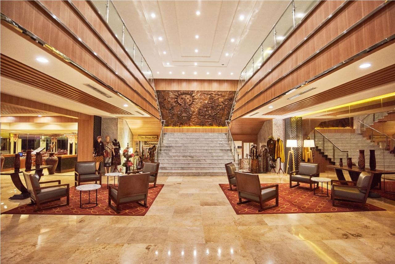 Patra Semarang Hotel & Convention Εξωτερικό φωτογραφία